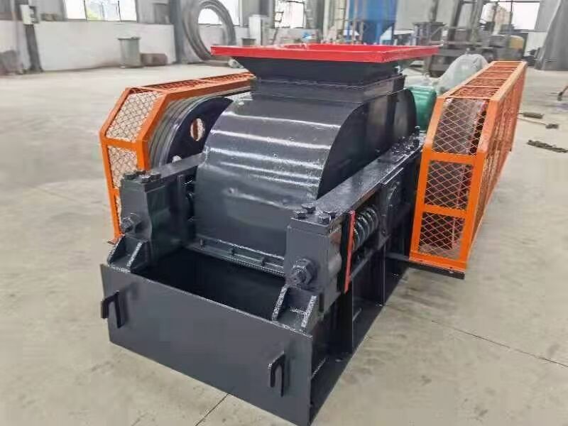 雙電機液壓對輥式制砂機批發(fā)廠家